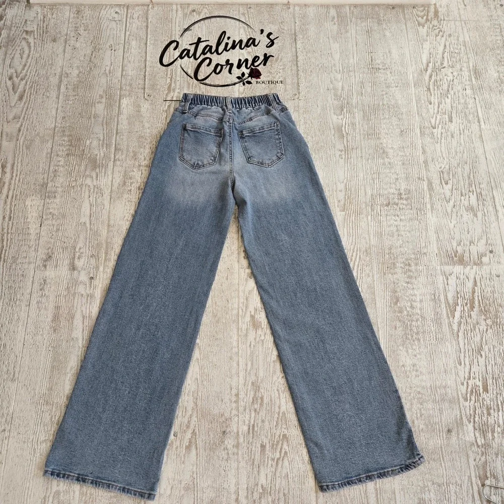 BCBGeneration Baggy Wide Leg Jeans Light Wash High Rise Elastic Waist 0/24 Y2K